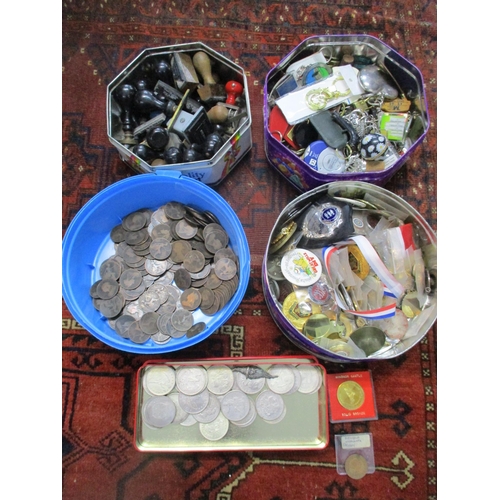 115 - A mixed lot to include a tin of Victorian pennies, and an Elizabeth II 'double headed' penny, reprod... 