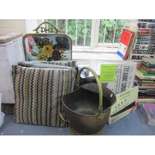 122 - A miscellaneous lot to include a brass firescreen with floral painted glass panel, brass coal bucket... 