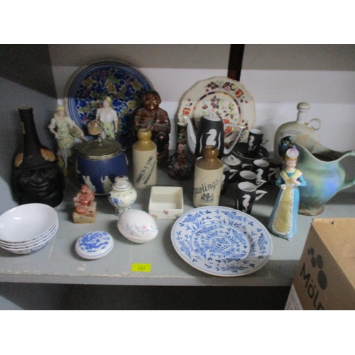 151 - A mixed lot of ceramics to include a 19th century Dutch pottery charger, 18th century Delft pottery ... 