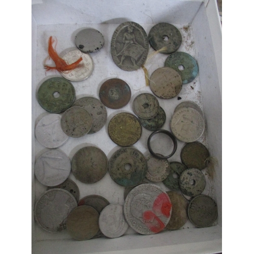 154 - A small group British, Portuguese and other coins and banknotes
Location: BWR