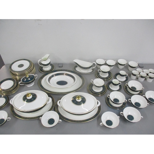 181 - Royal Doulton, Carlyle dinner service, to include lidded tureens, gravy boat and others
Location: 5.... 