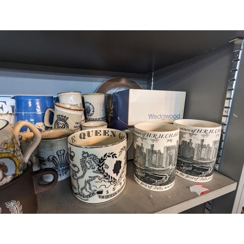 218 - Mixed ceramics to include Wedgwood, Carl Toms mugs and other, mixed commemorative mugs, Poole potter... 