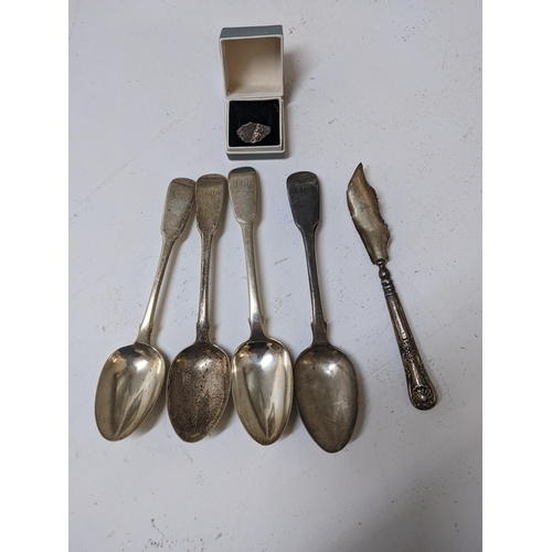 230 - Silver to include four dessert spoons, a butter knife (loaded handle) and a ring total weight 180g
L... 