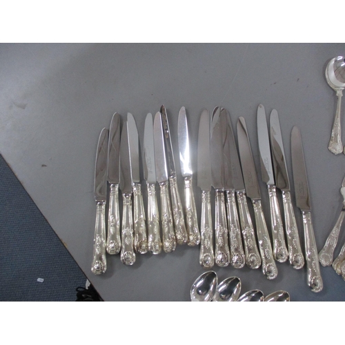 258 - A selection of George Sheffield silver plated cutlery, Heirloom collection, King Design, approx 90
L... 