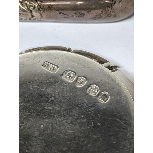 51 - Mixed silver to include a pin dish hallmarked London 1820, together with a white metal filigree dish... 