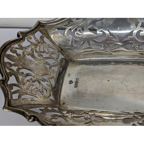 92 - An early 20th silver pierced basket, hallmarked Chester 1911, 115.7g
Location: 8.1