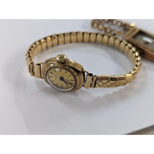 422 - An Art Deco 9ct gold ladies wristwatch A/F, along with a 9ct gold cased Avia wristwatch on a rolled ... 