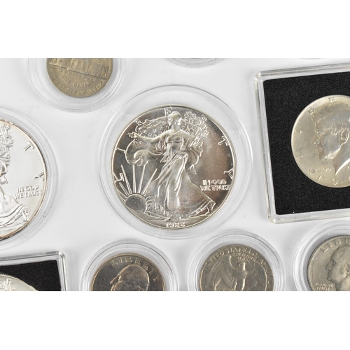 110 - United States of America - mixed mid 20tcentury and later coinage to include Silver Eagles, quarters... 