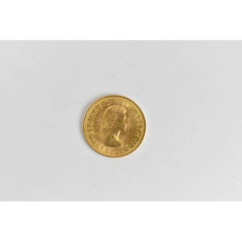 72 - United Kingdom - Elizabeth II (1952-2022) Sovereign, dated 1964, first laureate portrait of Queen El... 