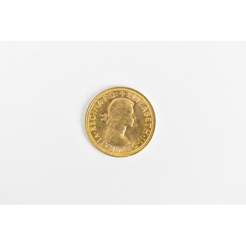 73 - United Kingdom - Elizabeth II (1952-2022) Sovereign dated 1968, first laureate portrait of Queen Eli... 