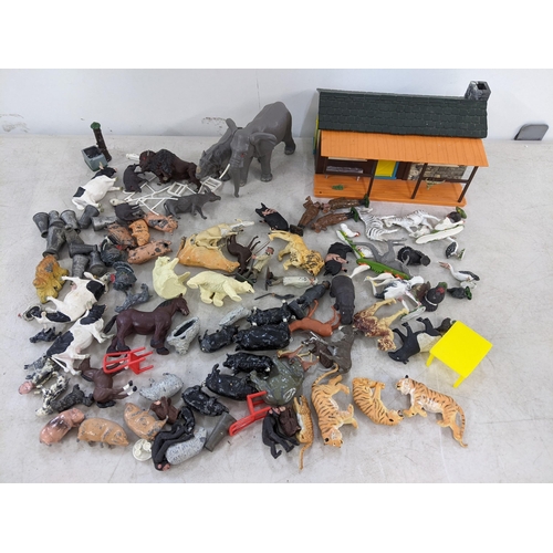 137 - A mixed lot of plastic and lead Britains animals and figures
Location:RWB