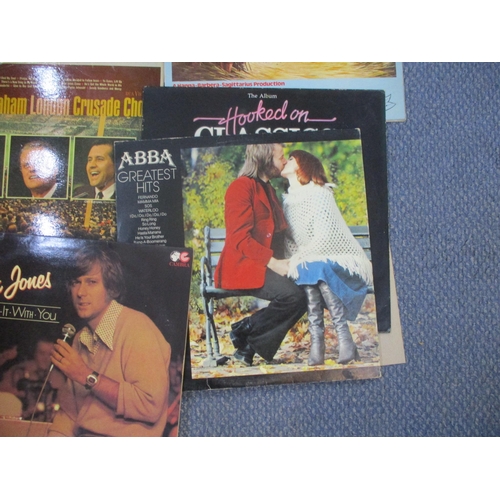 29 - Mixed records to include Top of the Poppers Sing and Play The Beatles Golden Hits, Abba Greatest Hit... 