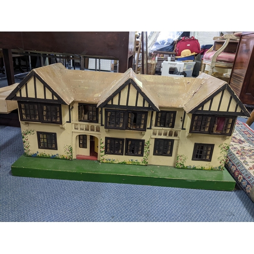 triang dolls house no 62