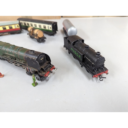 416 - Model railway items to include Hornby Dublo Duchess of Montrose engine, one other engine, Lima and H... 