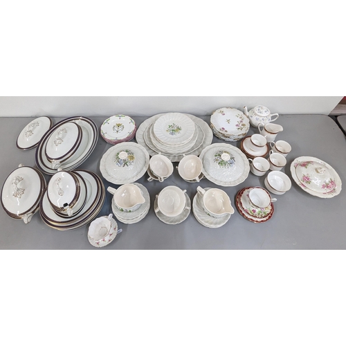 455 - Mixed domestic china to include Royal Doulton Sunderland part dinner service Wedgwood for Mapel & Co... 