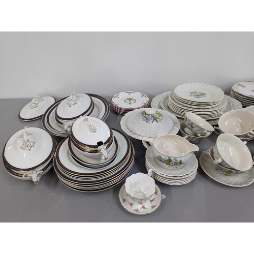 455 - Mixed domestic china to include Royal Doulton Sunderland part dinner service Wedgwood for Mapel & Co... 