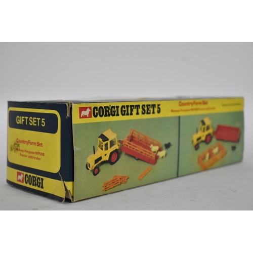 506 - Boxed Corgi set 5 - Country Farm Set to include a Massey-Ferguson MF5OB Tractor with trailer
Conditi... 