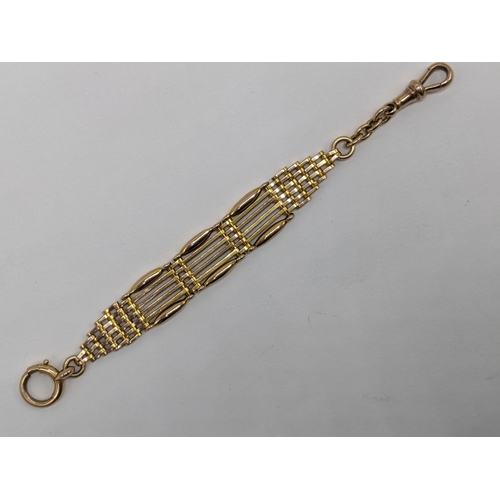 29 - A early 20th century 15ct gold gate link fob watch chain with 15ct O clip and dog clip, 13.5cm, tota... 