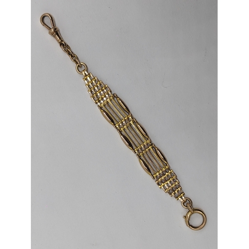 29 - A early 20th century 15ct gold gate link fob watch chain with 15ct O clip and dog clip, 13.5cm, tota... 