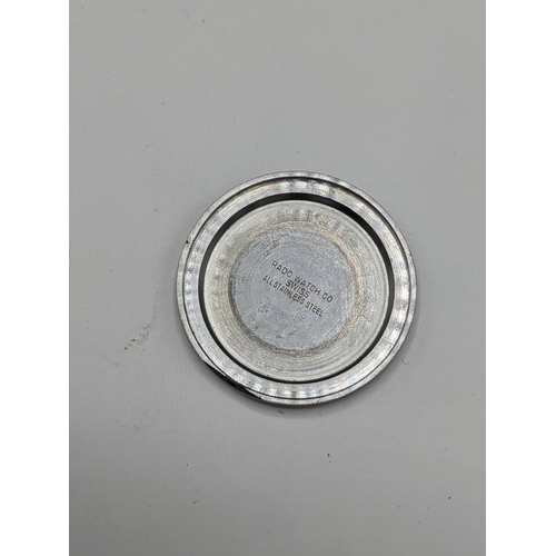 35 - A Rado quartz, stainless steel cased wristwatch, having a silvered dial signed Rado, with centre sec... 