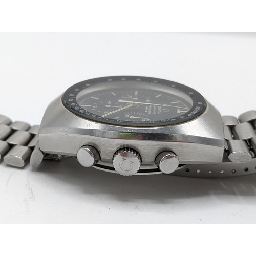 59 - An Omega Speedmaster, chronograph, manual wind, stainless steel gents wristwatch, circa 1970, the bl... 