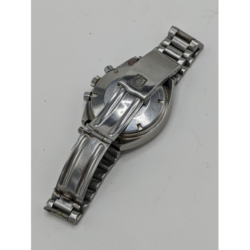 59 - An Omega Speedmaster, chronograph, manual wind, stainless steel gents wristwatch, circa 1970, the bl... 