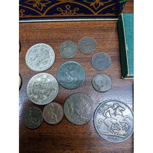 168 - A small group of British, American coinage, along with commemorative coins to include some pre 1948 ... 