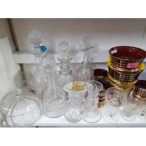 250 - Mixed 20th century glassware to include two 1950's vases A/F and matching tumblers, various decanter... 