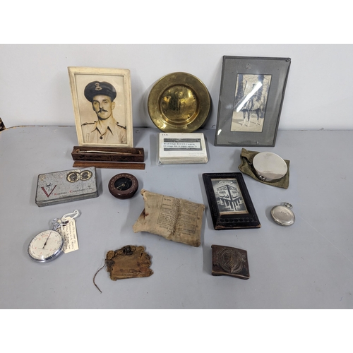 88 - WWII Military interest to include a Waltham Admiralty Pattern No.6 Torpedo Timer Stopwatch, a WWII U... 