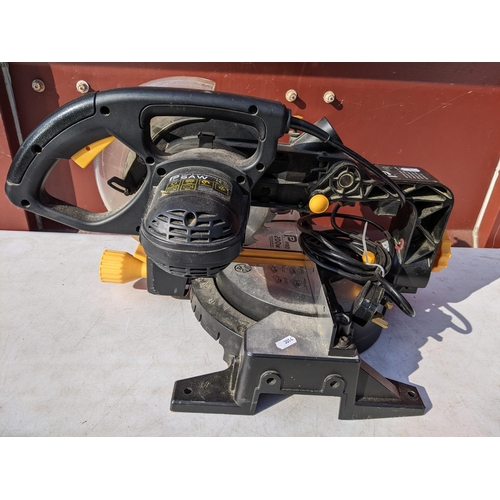 190 - A Pro 200w slide compound mitre saw with laser
Location: CON