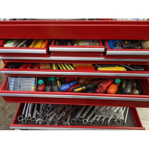 241 - A large Stack-On Professional Series tool chest containing mixed tools to include snap-on spanners, ... 