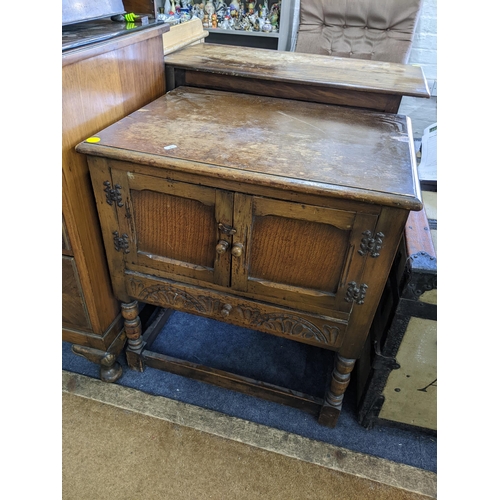 281 - A mid 20th century oak small side cabinet together with a single door pot cupboard
Location: RAB