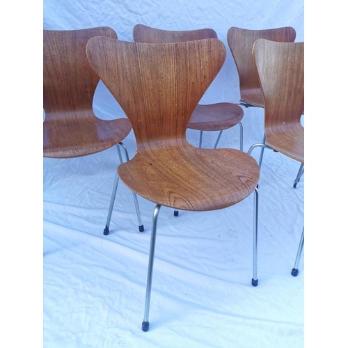 426 - A set of six Arne Jacobson style teak chairs, series '7', with chrome legs, 74.5 cm high
Location: A... 