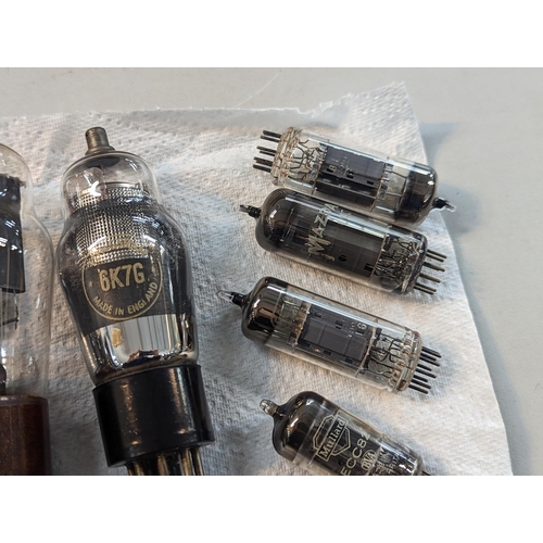 404 - A collection of various radio valves to include 6k examples and others
Location: A4F