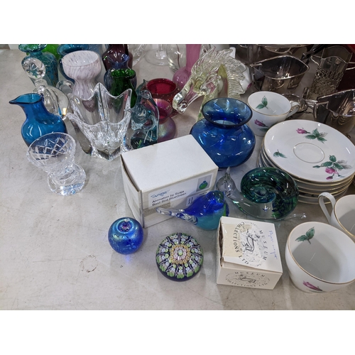 483 - A mixed lot to include boxed Royal Selangor pewter glasses, mixed silver plate, KPM part tea service... 