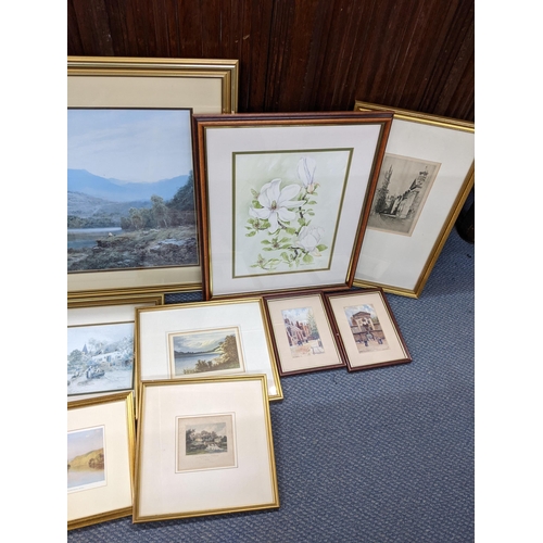 25 - A selection of mixed prints to include a mountain landscape scene and a classic lady and others
Loca... 