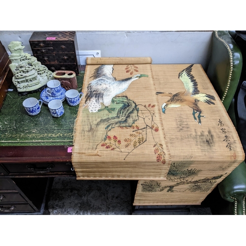 475 - THIS LOT HAS BEEN WITHDRAWN

A group of Asian items to include a Japanese lacquered table cabinet of... 