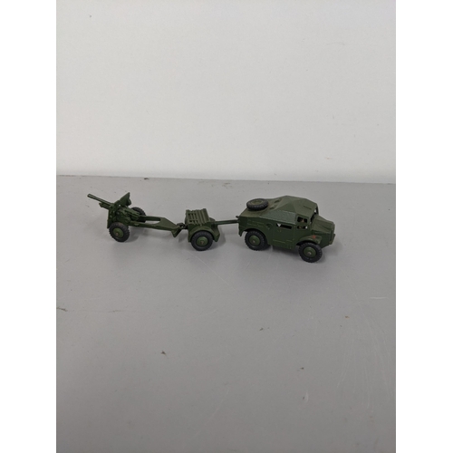 Dinky Toys No 697 25-pounder field gun set Location:SR
