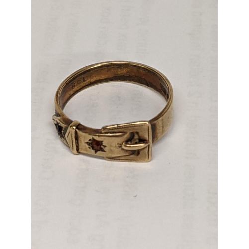 8 - A 9ct gold buckle ring together with a 9ct gold Russian ring, total weight 6.0g
Location: CAB2