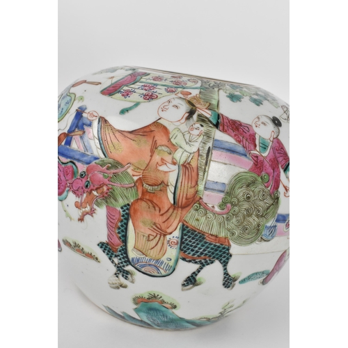 21 - A Chinese Qing dynasty Famille Rose ginger jar, 19th century, with enamelled figural scene depicting... 