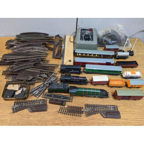 1 - A Hornby Dublo 00 gauge train set to include three engines, carriages, track and accessories Locatio... 