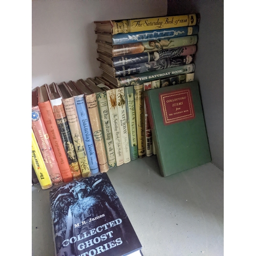 141 - Books-A collection of vintage crime and ghost stories, many First Editions, to include Patricia Went... 