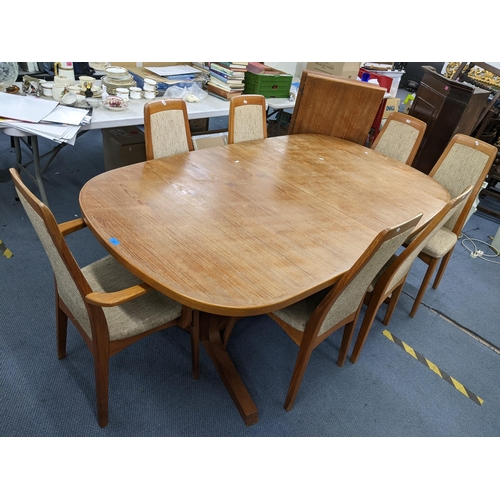 19 - A mid 20th century retro Swedish Svegards teak extending dining table, 72.5cm h x 190.5cm w, unexten... 