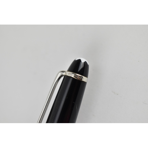 199 - A Montblanc Meisterstuck Pix fountain pen and ballpoint pen, the fountain pen with 14ct gold nib, to... 