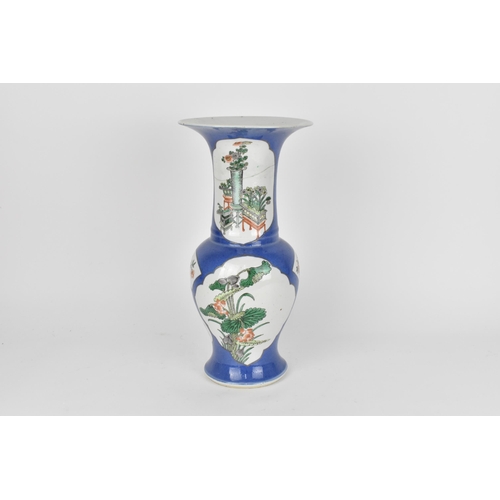 4 - A Chinese Qing dynasty famille verte yenyen vase, possibly Kangxi (1662-1722), with floral and natur... 