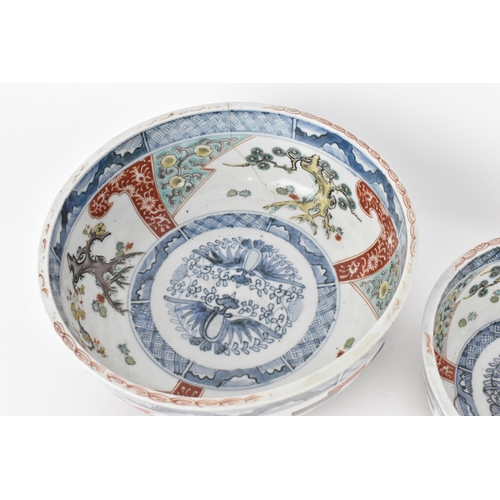 85 - Two Japanese Meiji period imari bowls, late 19th century, each of circular form with the same decora... 