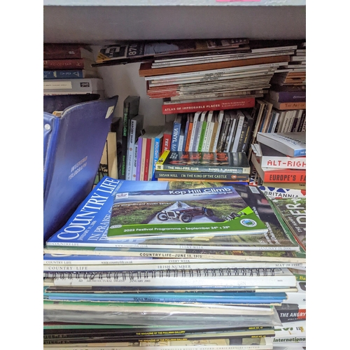 146 - A mixed lot of novels, paper back books, pamphlets and periodicals to include The New Yorker, Countr... 