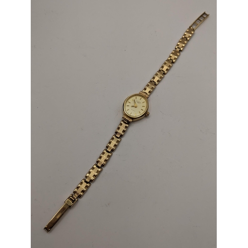 227 - A 9ct gold ladies Rotary quartz watch on a 9ct gold bracelet, 11g
Location:CAB5