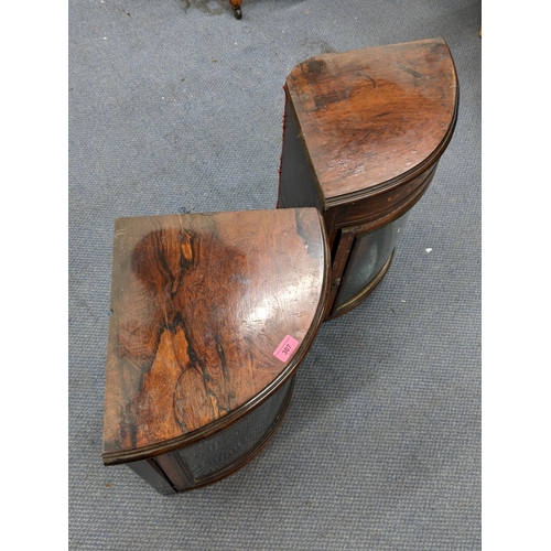 307 - A pair of late Victorian rosewood bow fronted wall hanging corner cabinets, 56cm h x 50cm w
Location... 