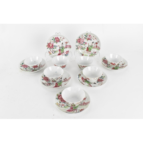 16 - A set of seven Chinese Qing dynasty porcelain cups and saucers, 18th century, Qianlong period (1736-... 